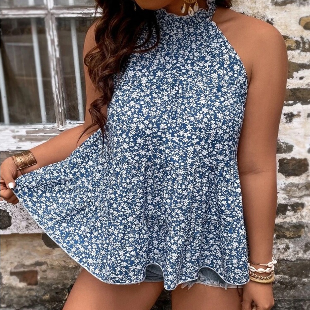 3x shein blue floral top